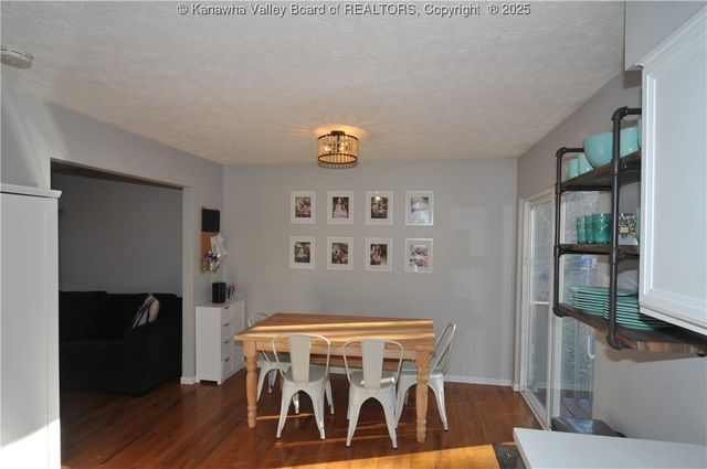 111 Phyllis Drive, Charleston, WV 25302