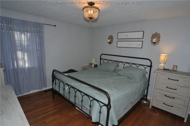 111 Phyllis Drive, Charleston, WV 25302