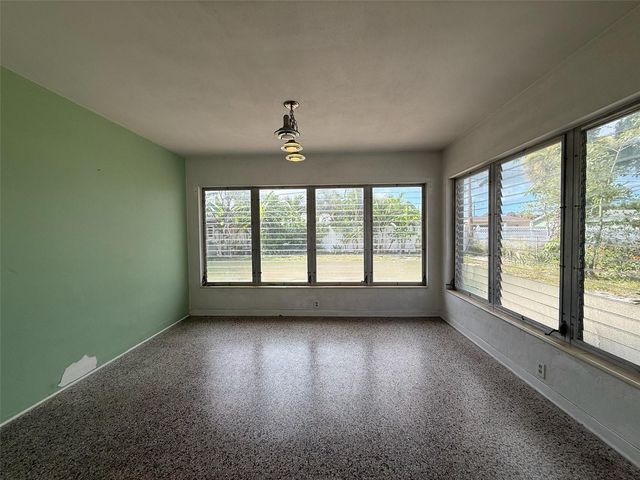 414 86TH AVENUE, St Pete Beach, FL 33706