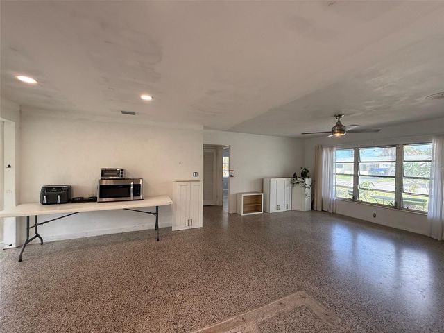 414 86TH AVENUE, St Pete Beach, FL 33706
