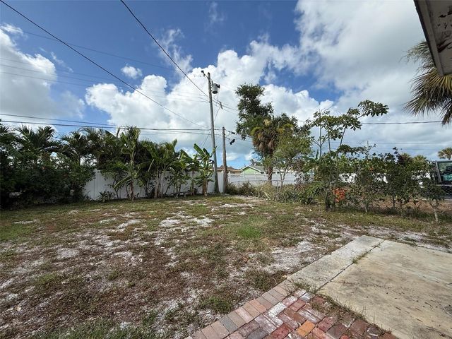 414 86TH AVENUE, St Pete Beach, FL 33706
