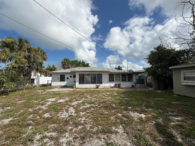 414 86TH AVENUE, St Pete Beach, FL 33706