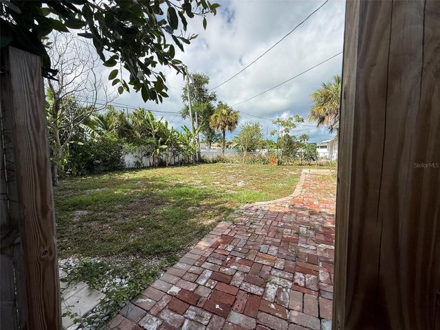 414 86TH AVENUE, St Pete Beach, FL 33706