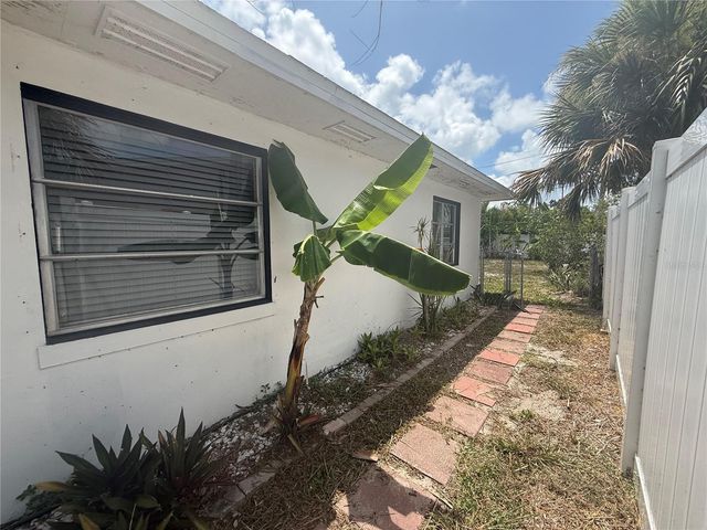 414 86TH AVENUE, St Pete Beach, FL 33706