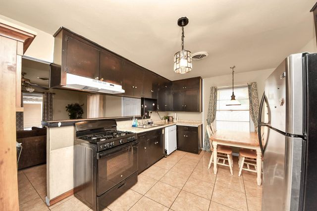 8043 Wier Drive, Houston, TX 77017
