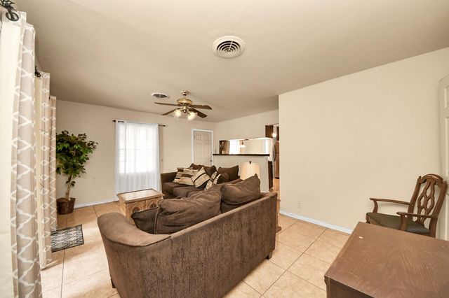 8043 Wier Drive, Houston, TX 77017
