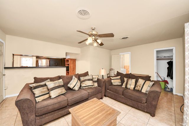 8043 Wier Drive, Houston, TX 77017