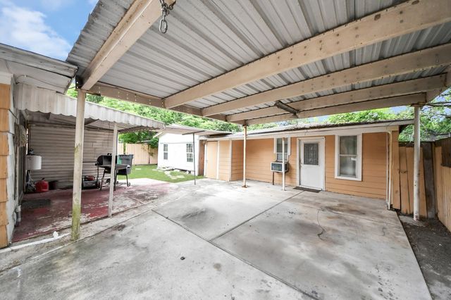 8043 Wier Drive, Houston, TX 77017