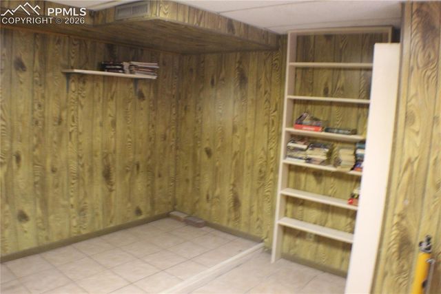 911 E 6th Street, Pueblo, CO 81001