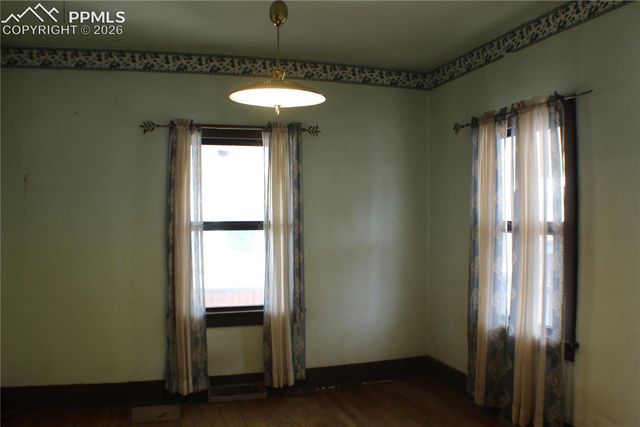 911 E 6th Street, Pueblo, CO 81001