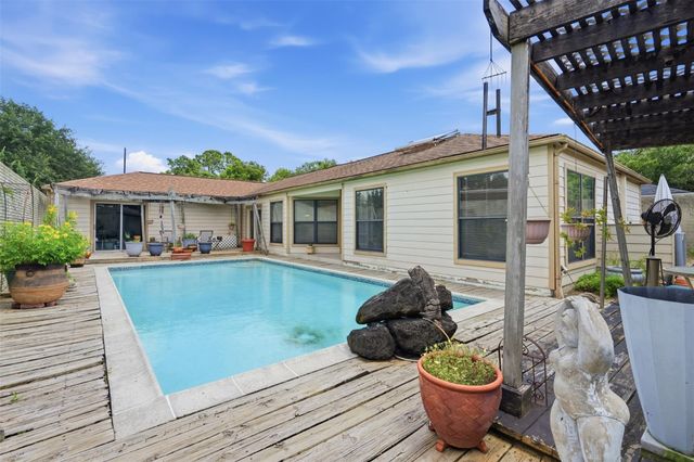 8311 Silvan Wind Lane, Houston, TX 77040