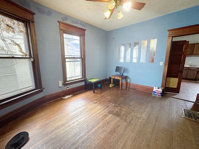 1640 W 3rd Street, Davenport, IA 52802