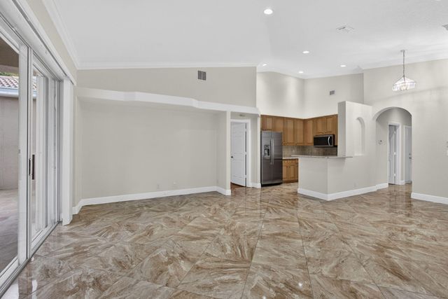 2675 Pyes Harbour, West Palm Beach, FL 33411