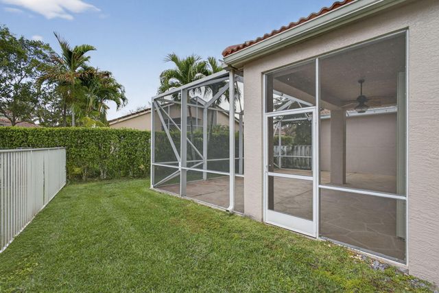 2675 Pyes Harbour, West Palm Beach, FL 33411