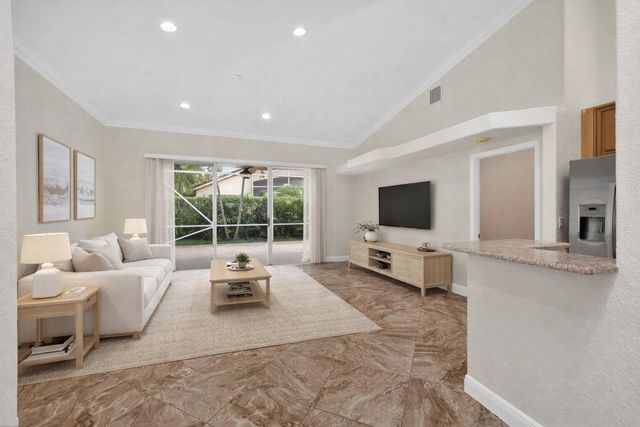 2675 Pyes Harbour, West Palm Beach, FL 33411