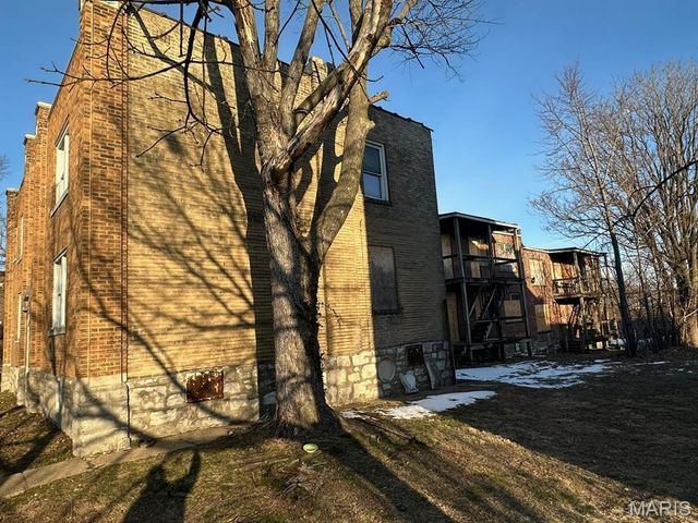 2925 Gasconade Street, St Louis, MO 63118