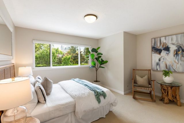 1330 Johnson Street, Menlo Park, CA 94025