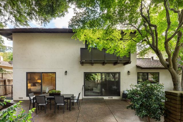 1330 Johnson Street, Menlo Park, CA 94025