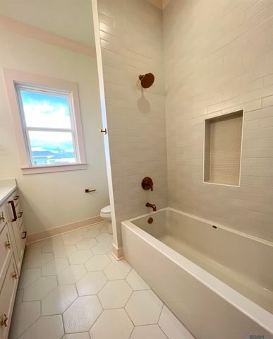 16345 Bree Dr, Greenwell Springs, LA 70739