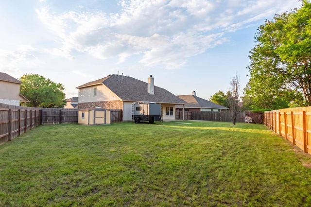 102 Buck Shot CT, Bastrop, TX 78602