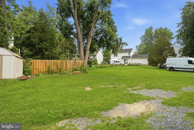 2390 PHILMONT AVE, Huntingdon Valley, PA 19006