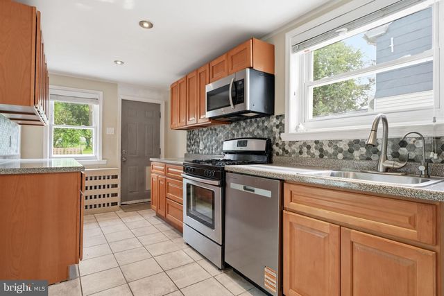 2390 PHILMONT AVE, Huntingdon Valley, PA 19006
