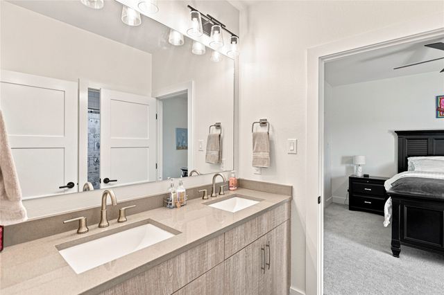 2080 Holt Way, Grapevine, TX 76051