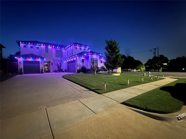 2080 Holt Way, Grapevine, TX 76051