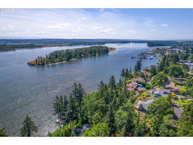 River Cliffs Dr, St Helens, OR 97051