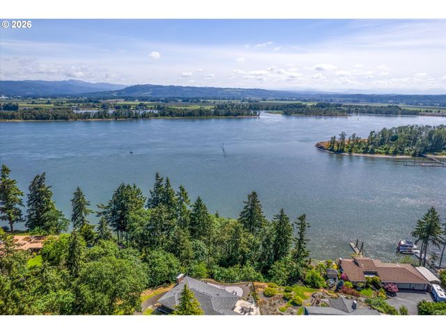 River Cliffs Dr, St Helens, OR 97051