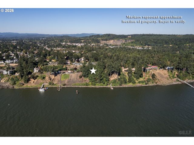 River Cliffs Dr, St Helens, OR 97051