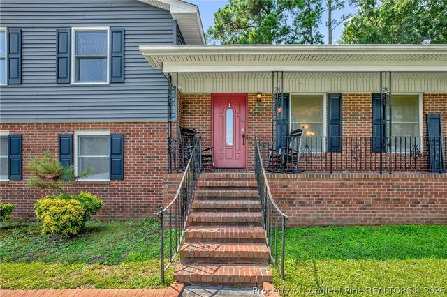 6833 Brasswood Drive, Fayetteville, NC 28314
