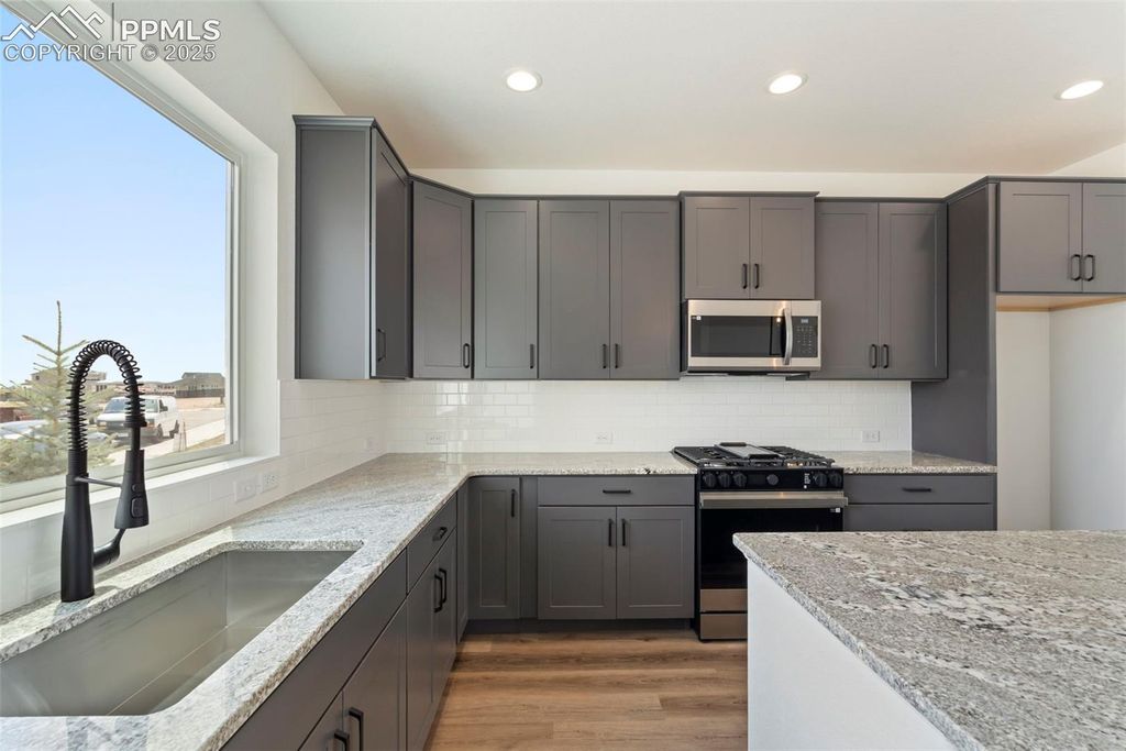 8064 School House Drive, Colorado Springs, CO 80908 — photo 5