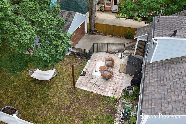1044 Breton Road Se, East Grand Rapids, MI 49506