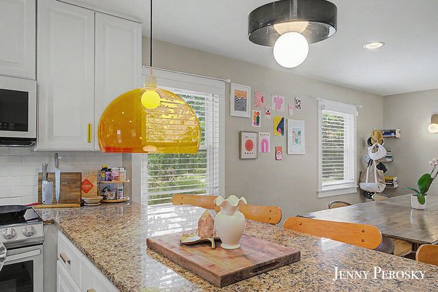 1044 Breton Road Se, East Grand Rapids, MI 49506