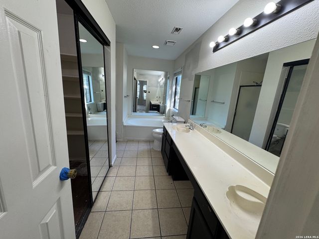 9839 Logans Ridge, Converse, TX 78109