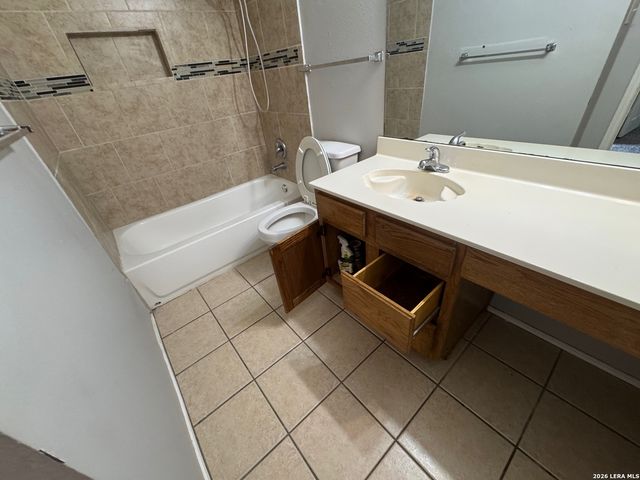 9839 Logans Ridge, Converse, TX 78109