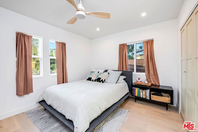 1008 N Catalina Street, Burbank, CA 91505