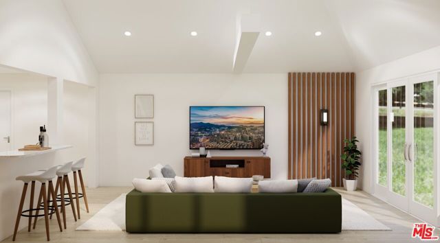 1008 N Catalina Street, Burbank, CA 91505