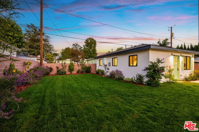 1008 N Catalina Street, Burbank, CA 91505