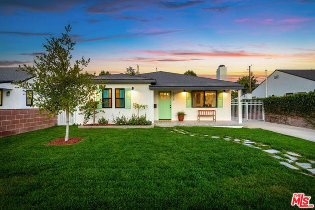 1008 N Catalina Street, Burbank, CA 91505