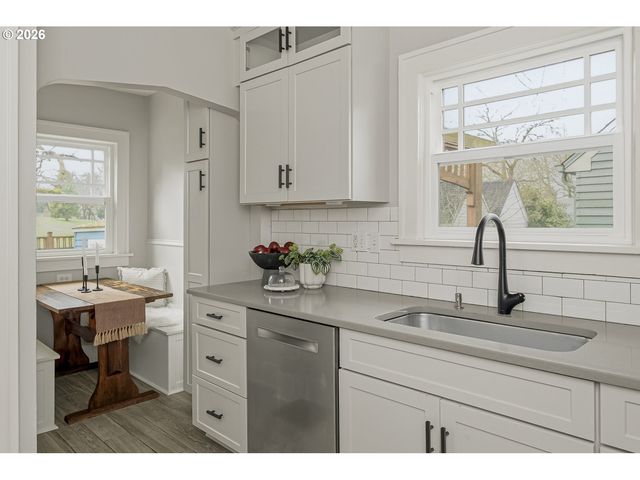 3343 Ne 11TH Ave, Portland, OR 97212