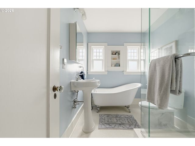 3343 Ne 11TH Ave, Portland, OR 97212