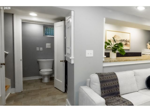 3343 Ne 11TH Ave, Portland, OR 97212