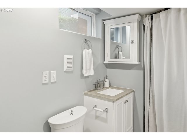 3343 Ne 11TH Ave, Portland, OR 97212