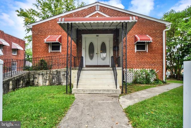 920 WHITMORE AVE, Baltimore, MD 21216