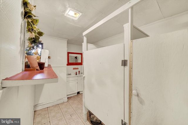 920 WHITMORE AVE, Baltimore, MD 21216