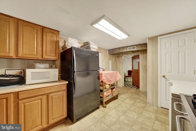 920 WHITMORE AVE, Baltimore, MD 21216