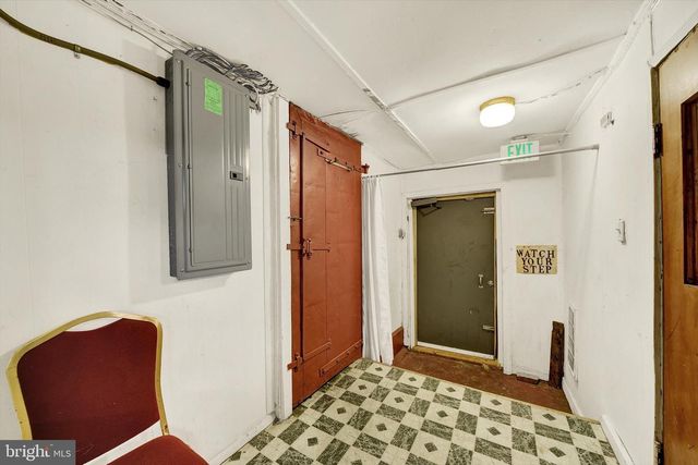 920 WHITMORE AVE, Baltimore, MD 21216