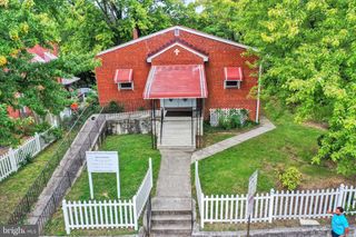 920 WHITMORE AVE, Baltimore, MD 21216